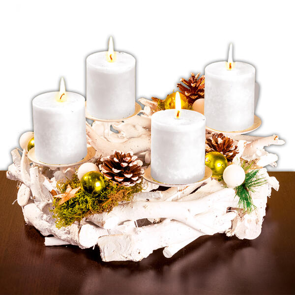 Adventsgesteck auf Wurzel- oder Schwemmholz