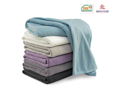 FLEECE BLANKET - QUEEN SIZE
