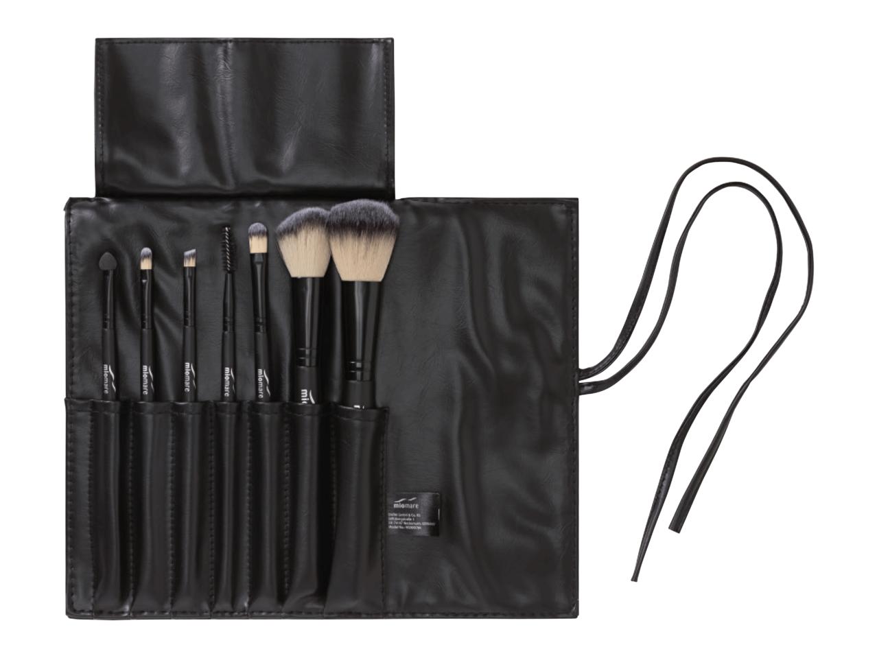 Professional Cosmetic Brush Set