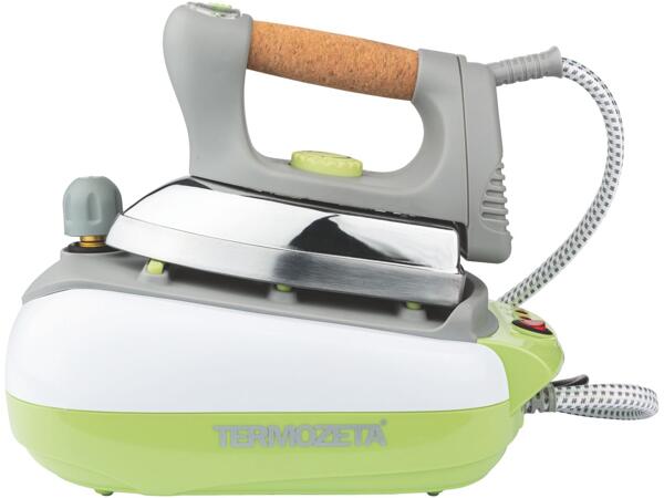 Ironing station with iron