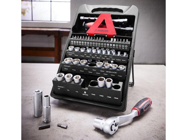 Socket Set