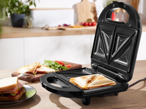 750W Sandwich Toaster