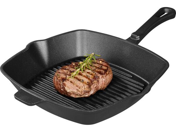 Cast iron grill pan or frying pan