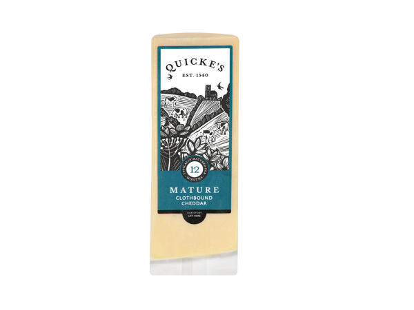 Quicke's Mature Clothbound Cheddar