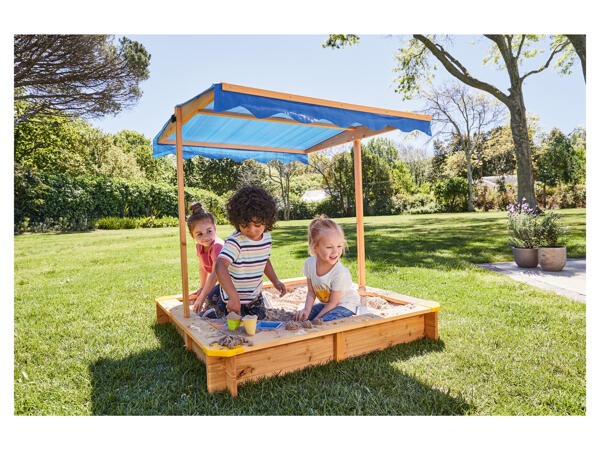 Playtive Sandpit with Roof