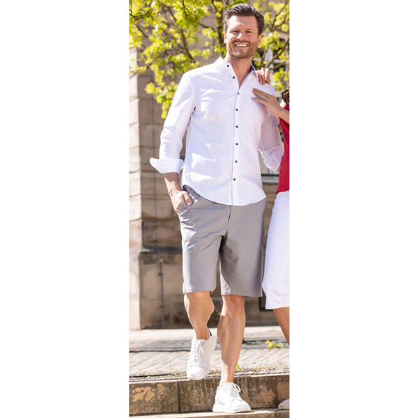 Chino-Shorts